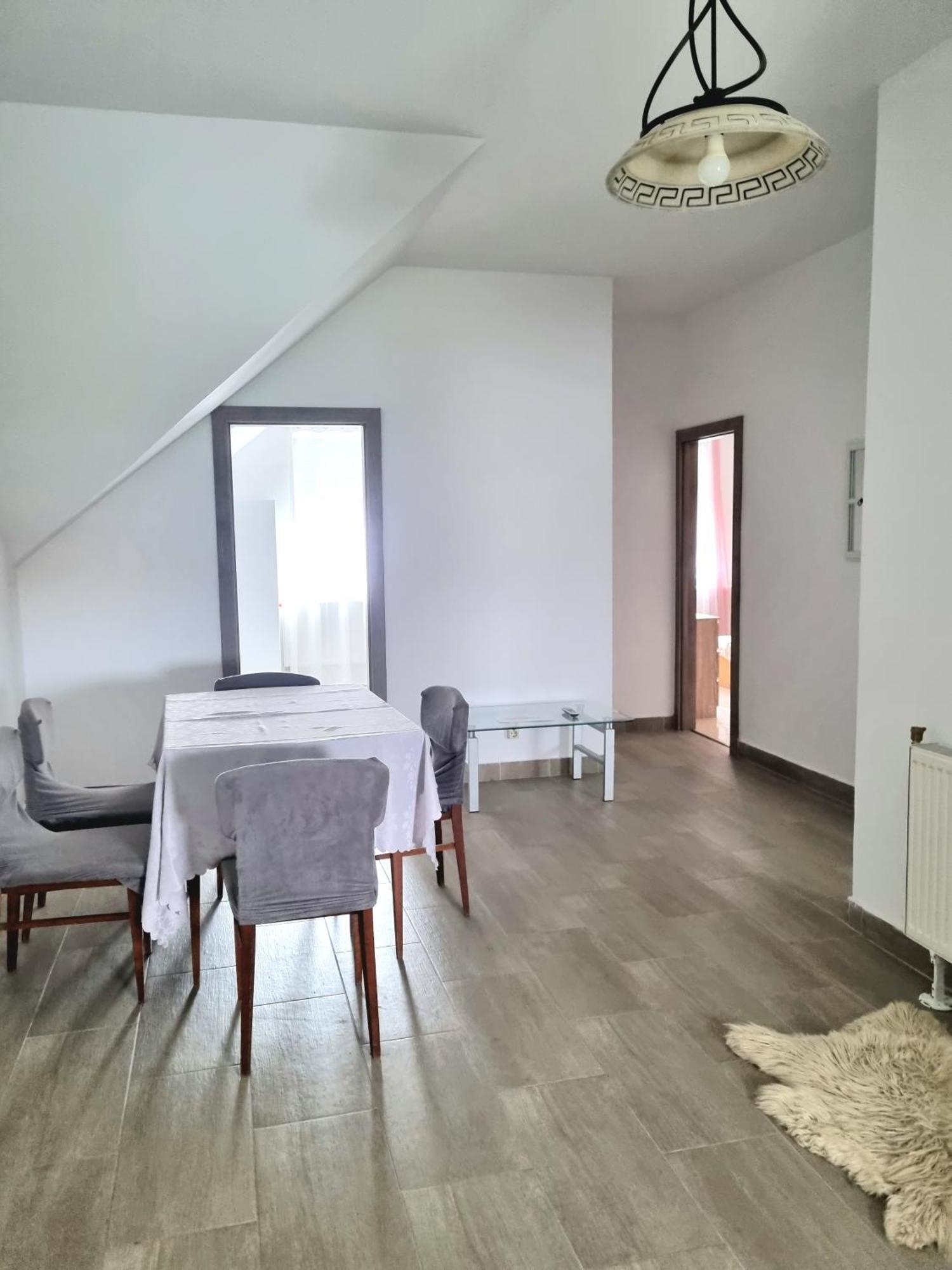 Sosto Apartman Szekesfehervar Bagian luar foto